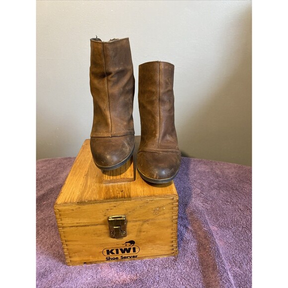 Bar‎ III Jillian Brown Distressed Leather Ankle Boots Heels Women's Size 8m - Picture 2 of 9